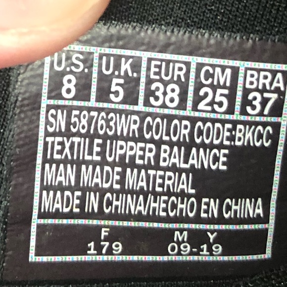 Brand new size 8 wide fit sketchers sneakers with memory foam - Picture 5 of 6